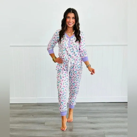 Shirley & Stone purple Christmas light pajama lounge set - Picture 1 of 12